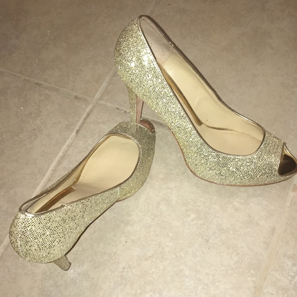 Gold Sequin 3in Heels - Picture 2 of 4
